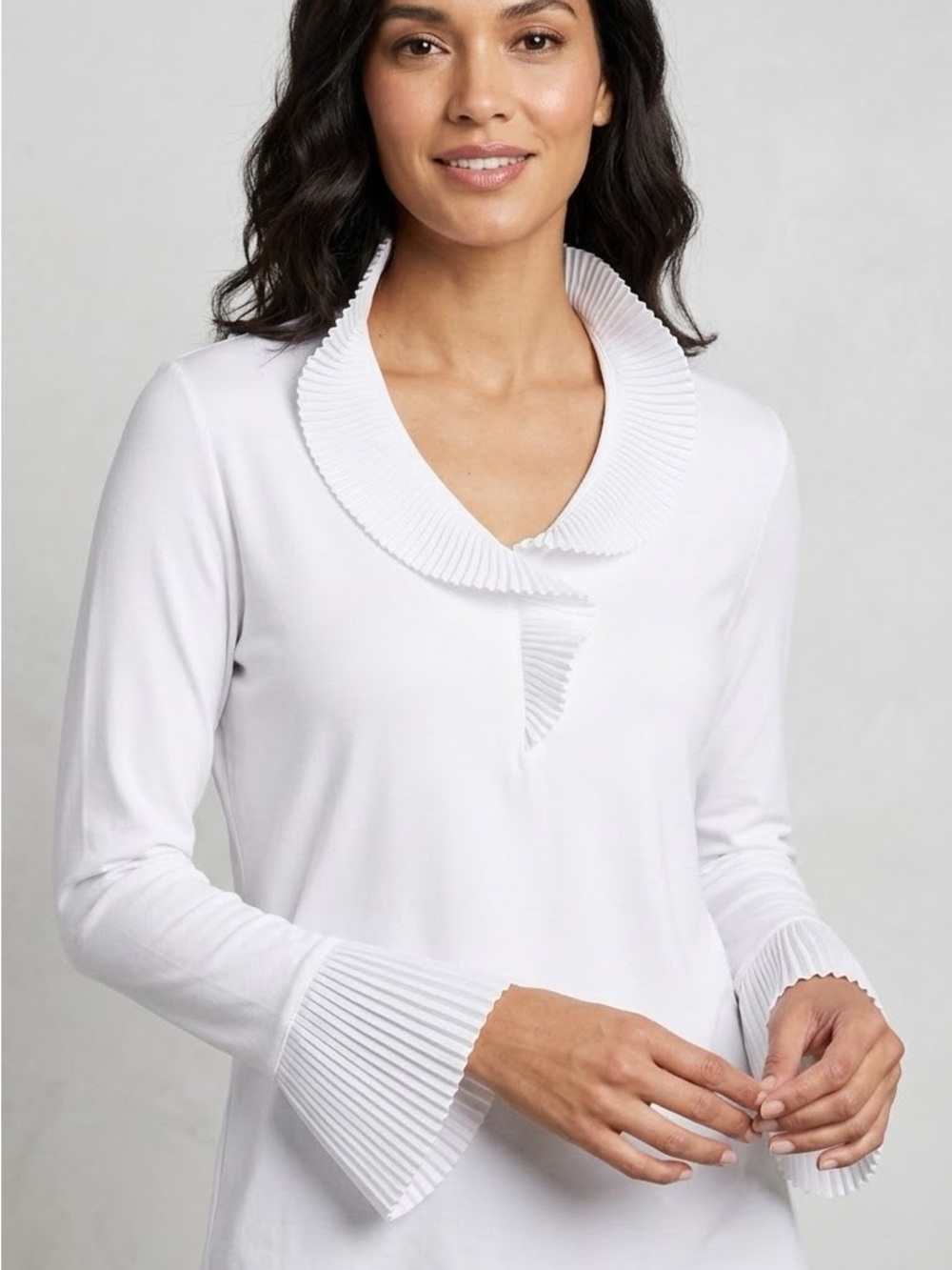 NIC+ZOE White Pleated V-Notch Collar Long-Sleeve Top